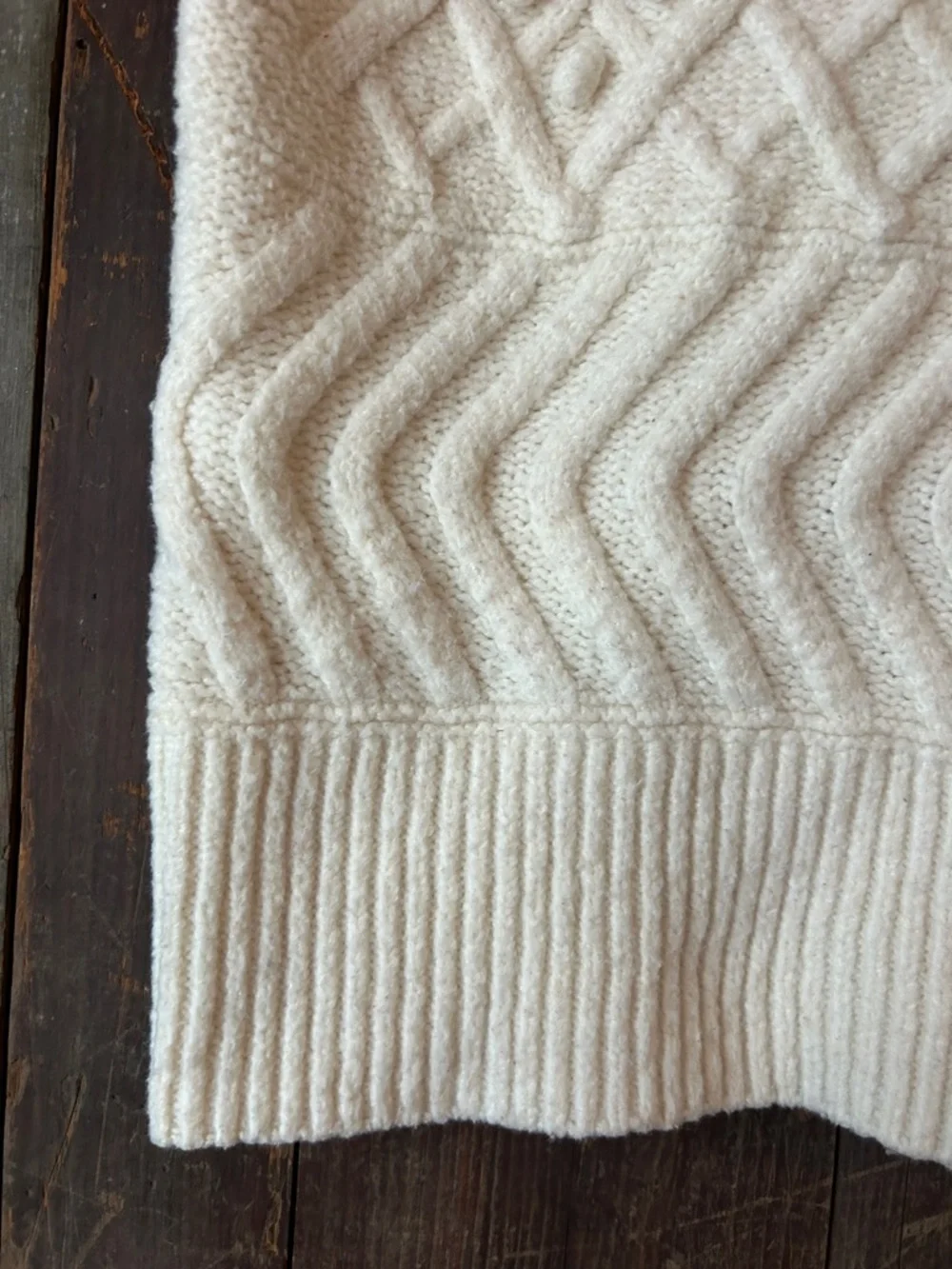Sincerly Jules Cream Cable Knit Sleeveless Crew Sweater Vest - Picture 2 of 9